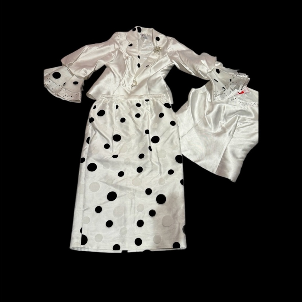 Especially Yours NWT gorgeous satin skirt, tank, and jacket